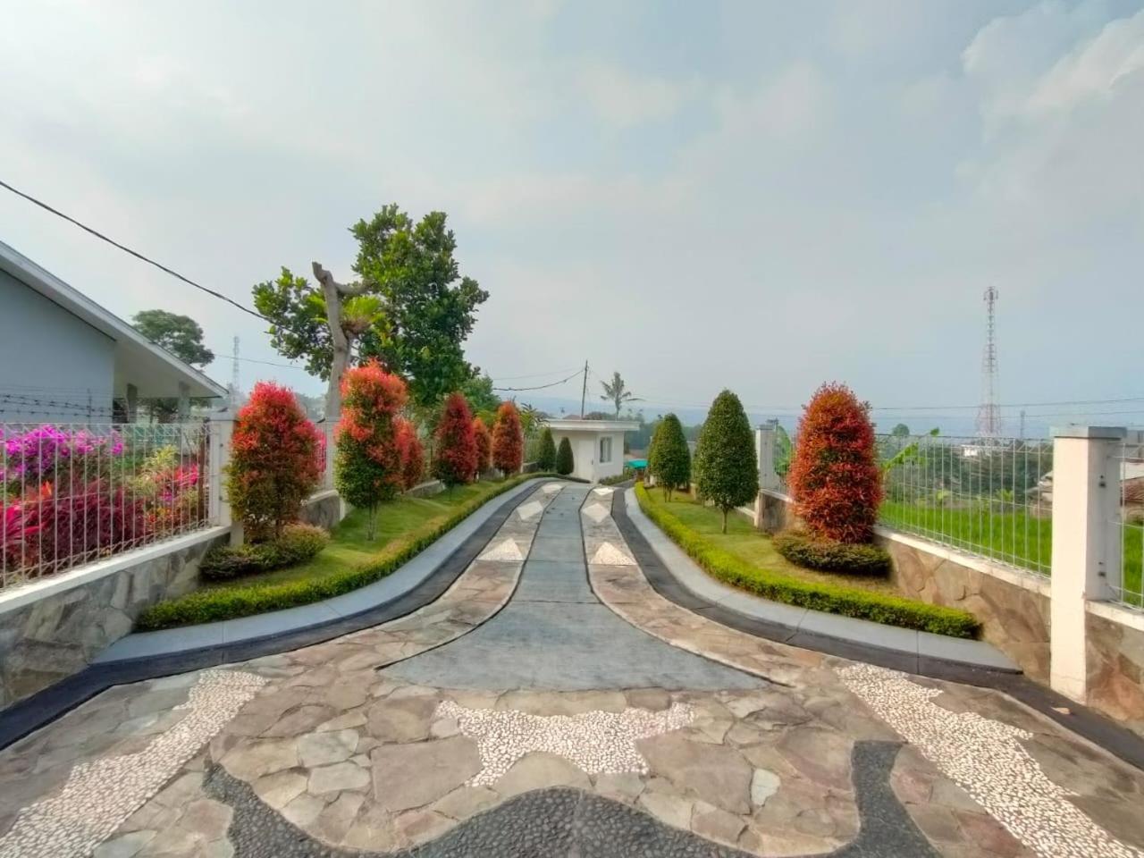 Villa Kandara Hanjawar Puncak Sindanglaya Exterior photo